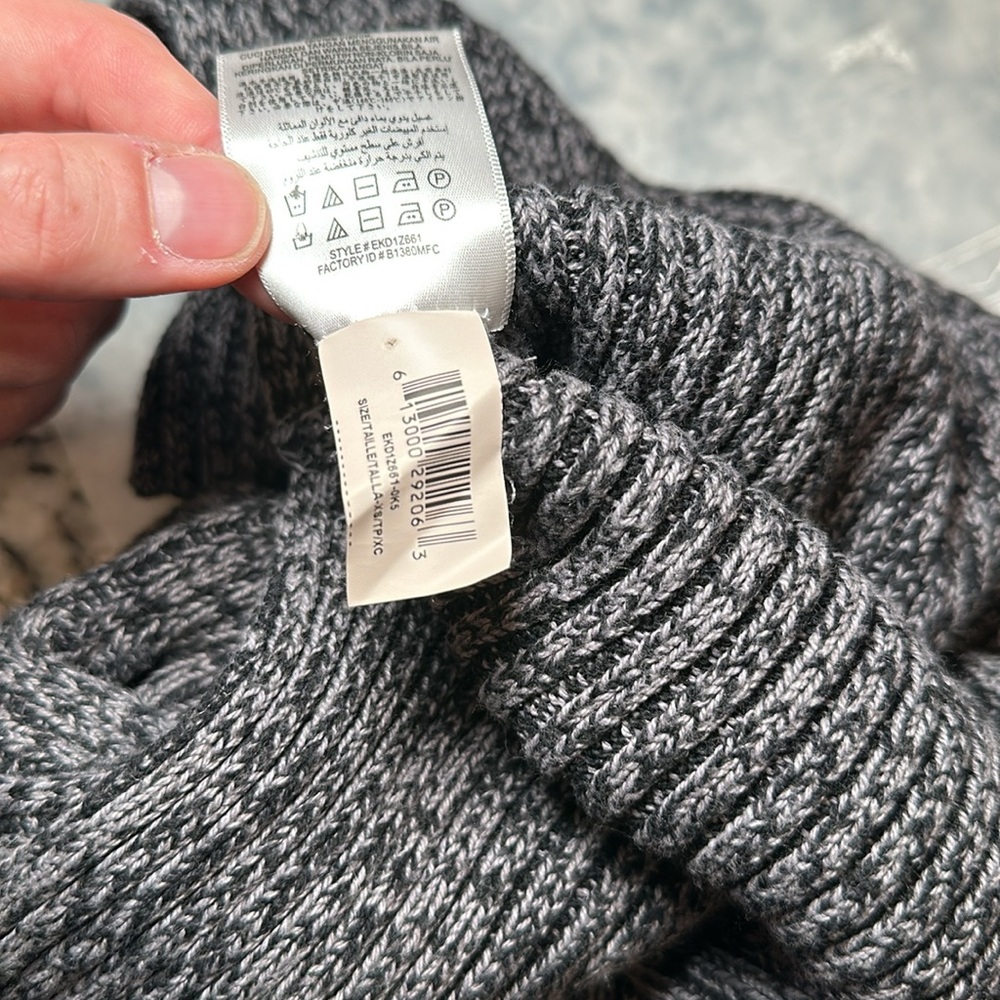 Bcbgeneration Ribbed Split Neck V-Neck Long Sleev… - image 7